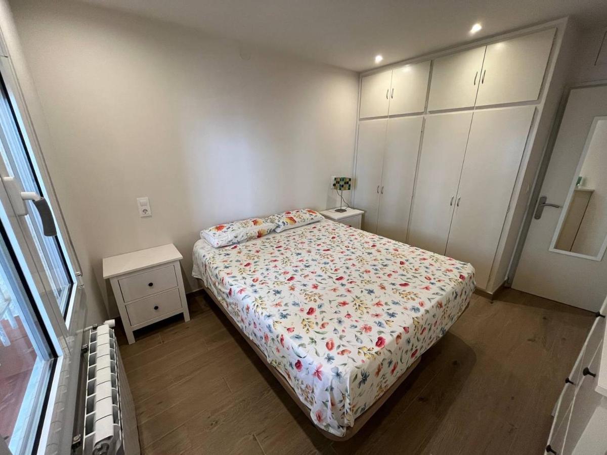 Apartamento En La Playa. Free Parking. Free Wifi L' Escala 外观 照片