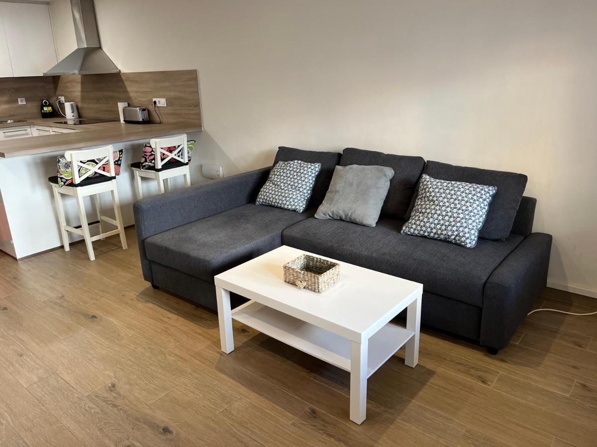 Apartamento En La Playa. Free Parking. Free Wifi L' Escala 外观 照片